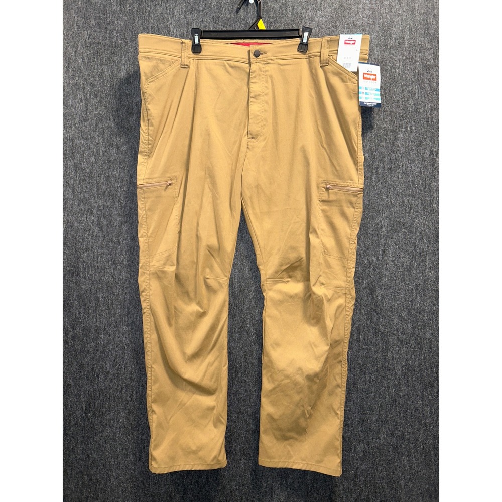 Wrangler Outdoor All Terrain Cargo Pants Mens 44x30 Tan Straight Fit Stretch New